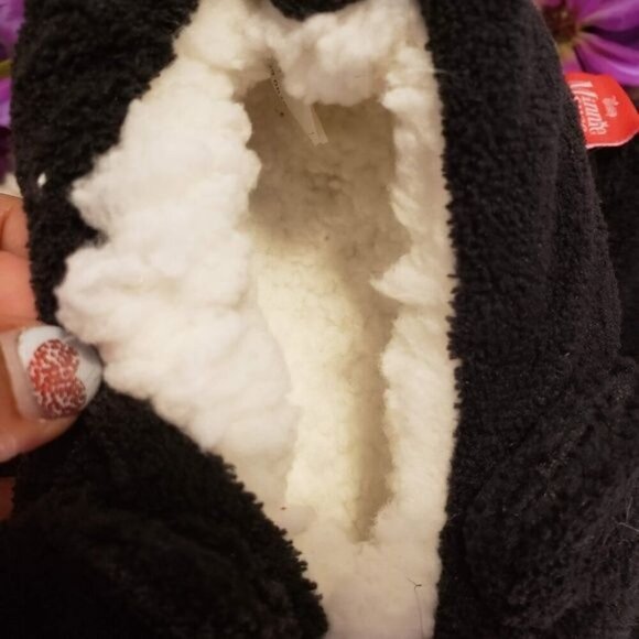 Disney Minnie Mouse Fuzzy Slippers Fleece Babba Red Bow Girl Shoe Rubber Sole - Picture 6 of 10